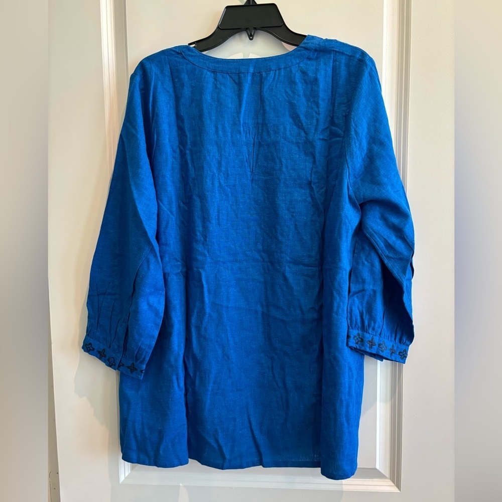 Boho Embroidered Blue Tunic Top NWT Large Peasant Blouse - Picture 2 of 2